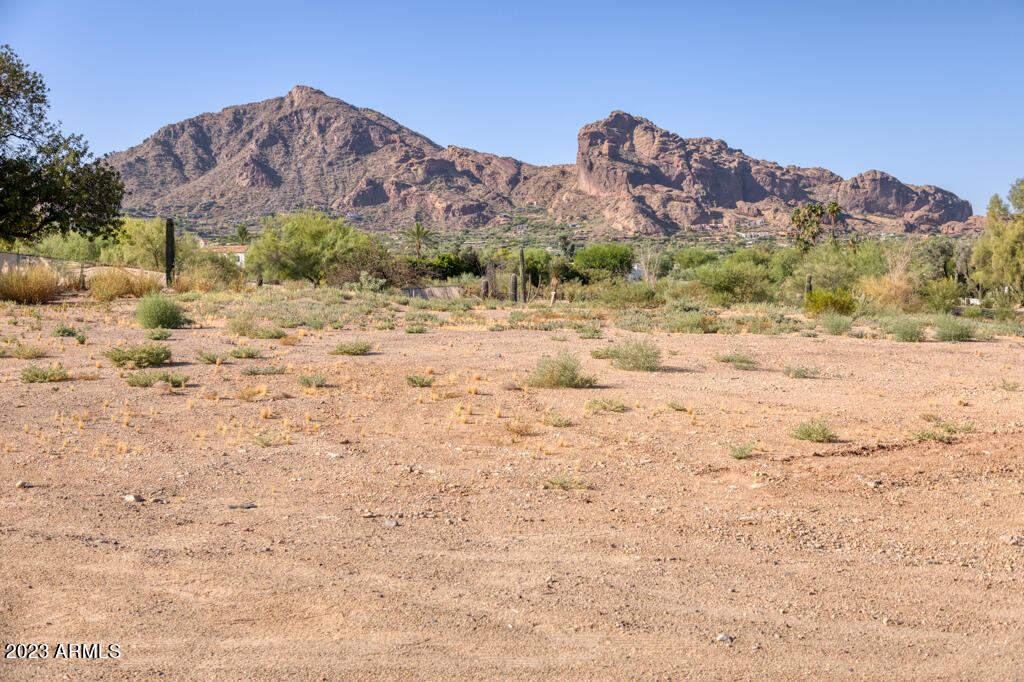 7017 N Desert Fairways Drive Lot 19 Paradise Valley AZ 85253