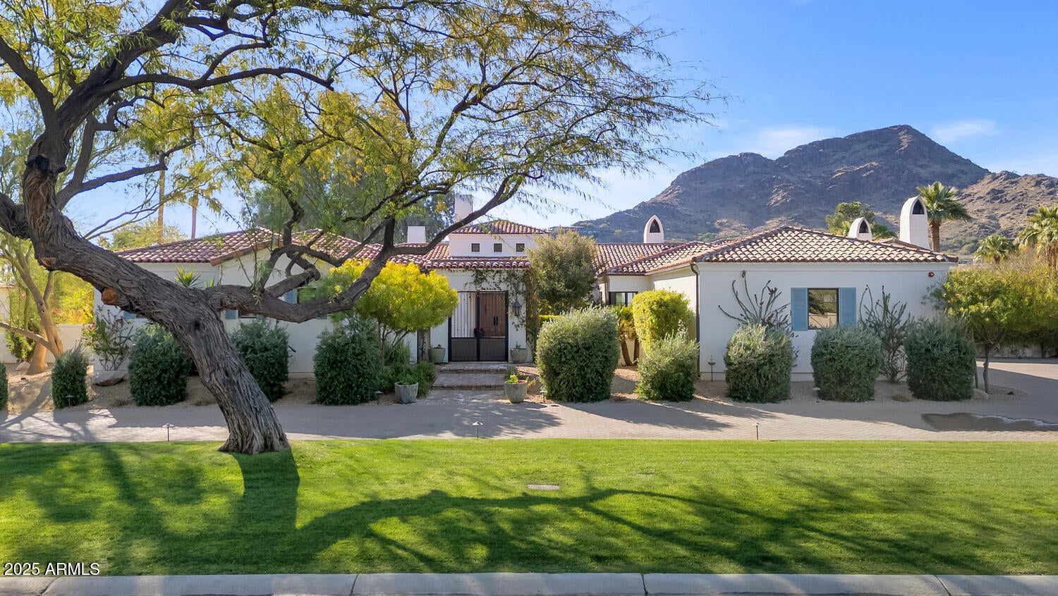 5989 E Sapphire Ln Paradise Valley AZ 85253